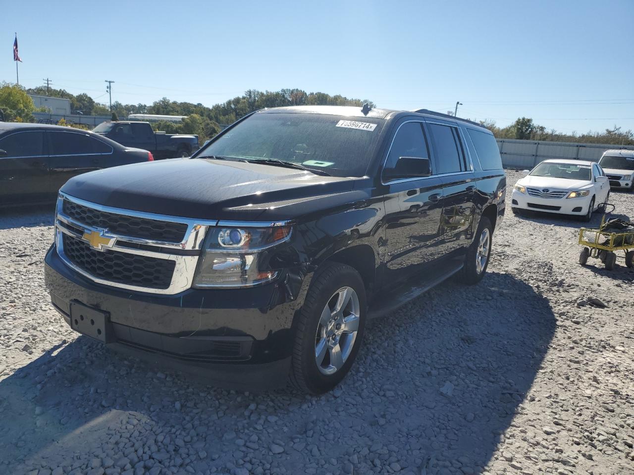 2015 Chevrolet Suburban VIN 1GNSCJKC0FR241999