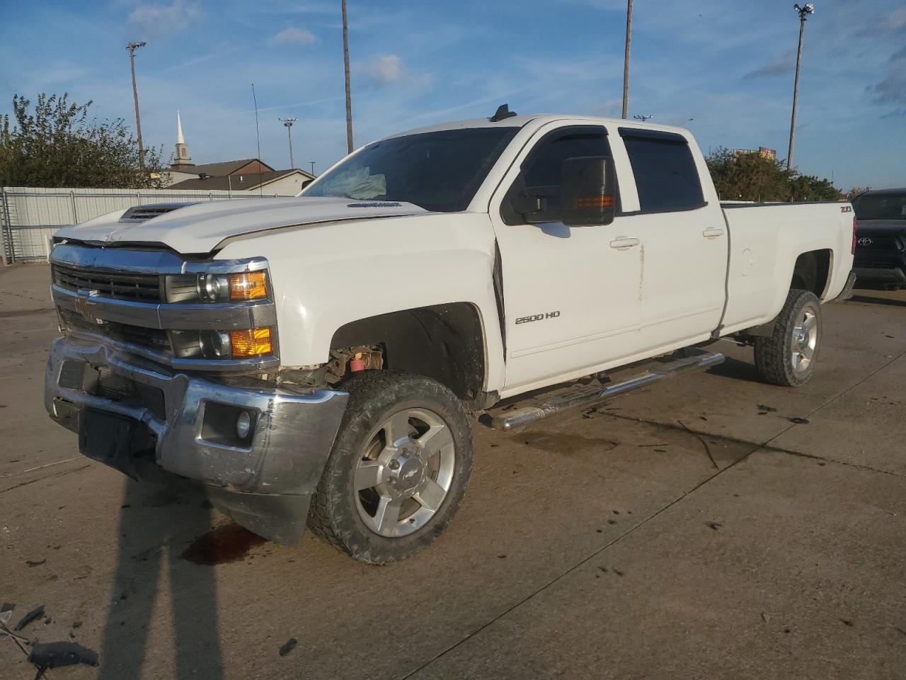 2017 Chevrolet Silverado VIN 1GC1KVEY5HF210113