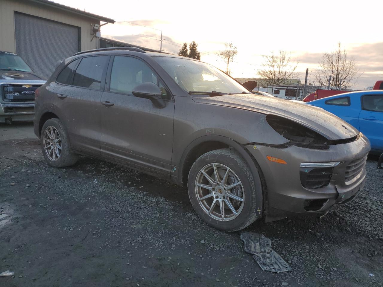 2016 Porsche Cayenne VIN WP1AA2A21GKA11762 Copart auction photo, front end damage thumbnail 4