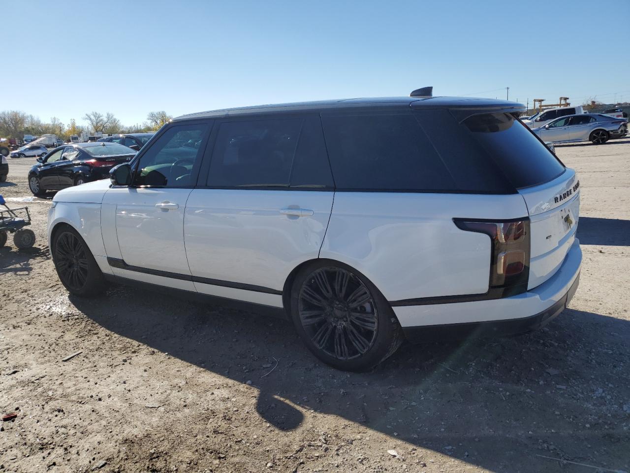 2020 Land Rover Range Rover VIN SALGS5SE1LA579733 Copart auction photo, unknown / minor dent/scratches damage thumbnail 2