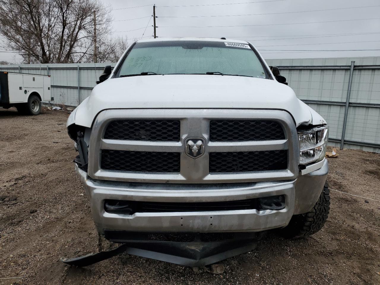 2018 RAM 2500 VIN 3C6UR5HJ0JG390166 Copart auction photo, front end damage thumbnail 5