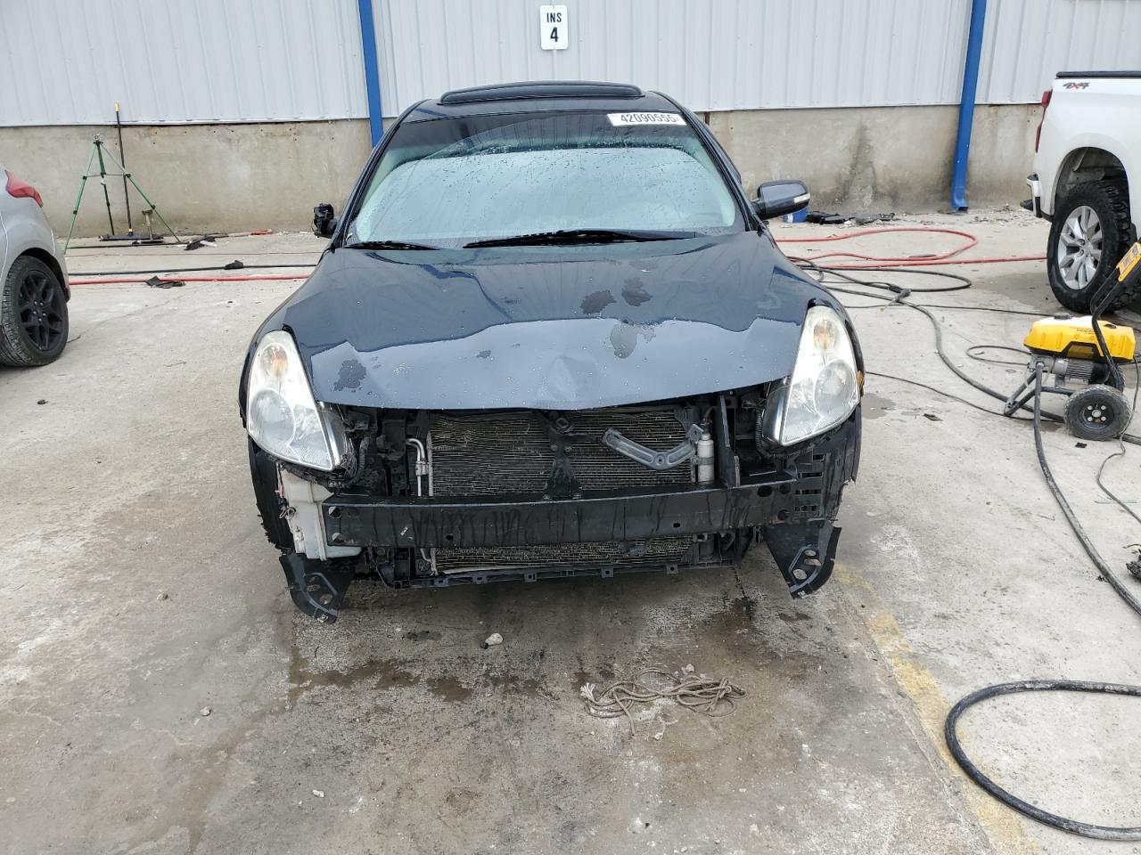2011 Nissan Altima VIN 1N4AL2AP8BN450333 Copart auction photo, front end / side damage thumbnail 5