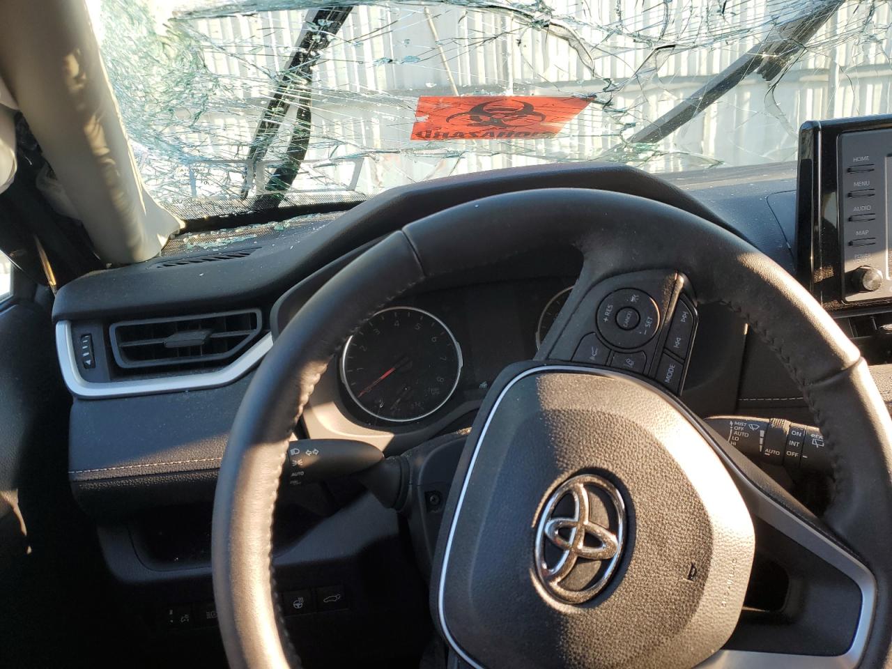 2022 Toyota RAV 4 VIN 2T3P1RFV6NW304102 Copart auction photo, all over damage thumbnail 9