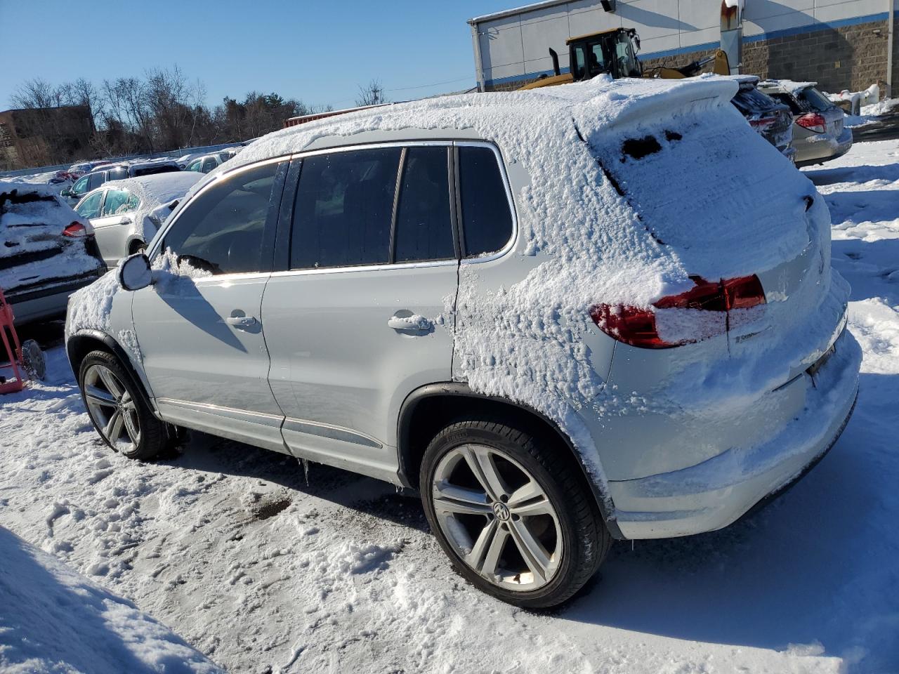 2016 Volkswagen Tiguan VIN WVGBV7AX0GW010030 Copart auction photo, front end damage thumbnail 2