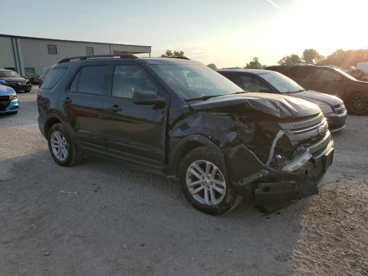 2015 Ford Explorer VIN 1FM5K7B8XFGA44854 Copart auction photo, front end / side damage thumbnail 4
