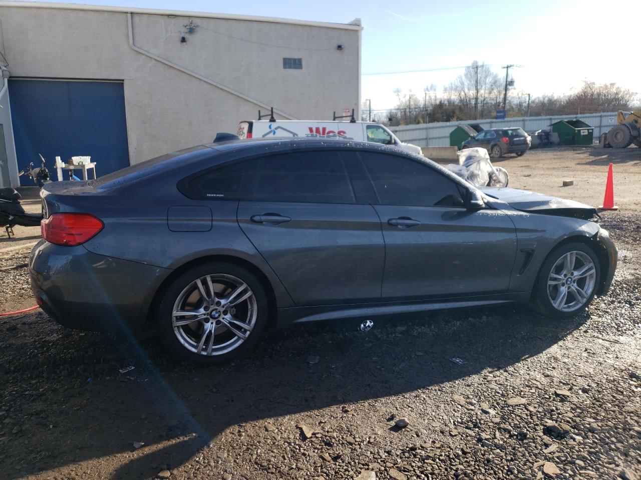 2016 BMW 4er VIN WBA4A9C58GG695580 Copart auction photo, front end damage thumbnail 3
