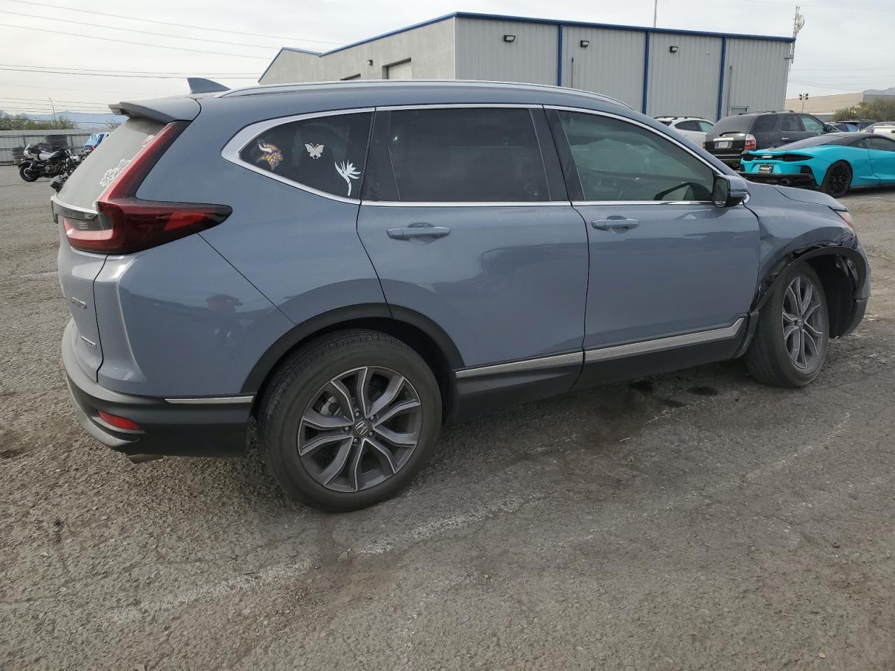 2022 Honda CR-V VIN 2HKRW2H90NH645178 Copart auction photo, front end damage thumbnail 3