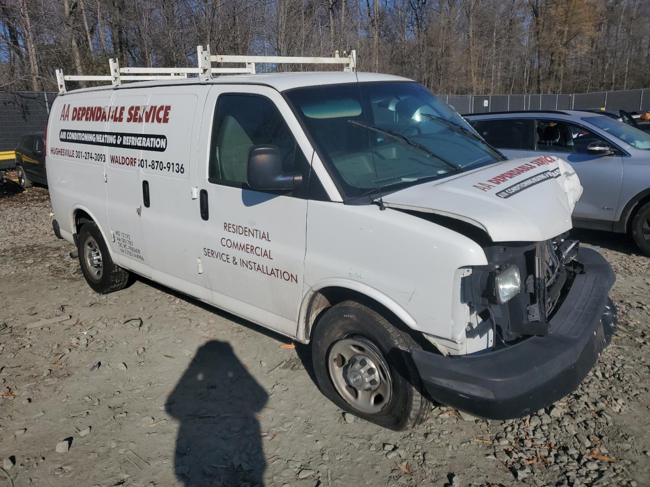 2015 Chevrolet Express VIN 1GCWGFCF5F1183925 Copart auction photo, front end / rear end damage thumbnail 4