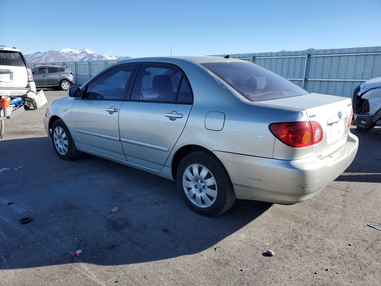 2004 Toyota Corolla VIN JTDBR32E842036716 Copart auction photo, vandalism / front end damage thumbnail 2