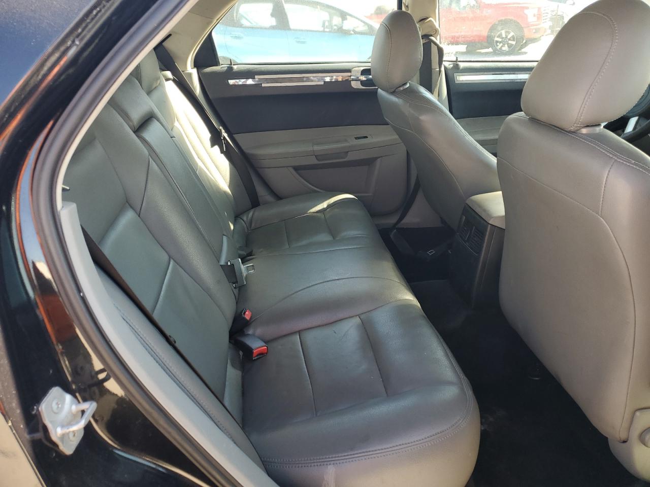 2007 Chrysler 300 VIN 2C3KA43R77H851858 Copart auction photo, rear end damage thumbnail 11