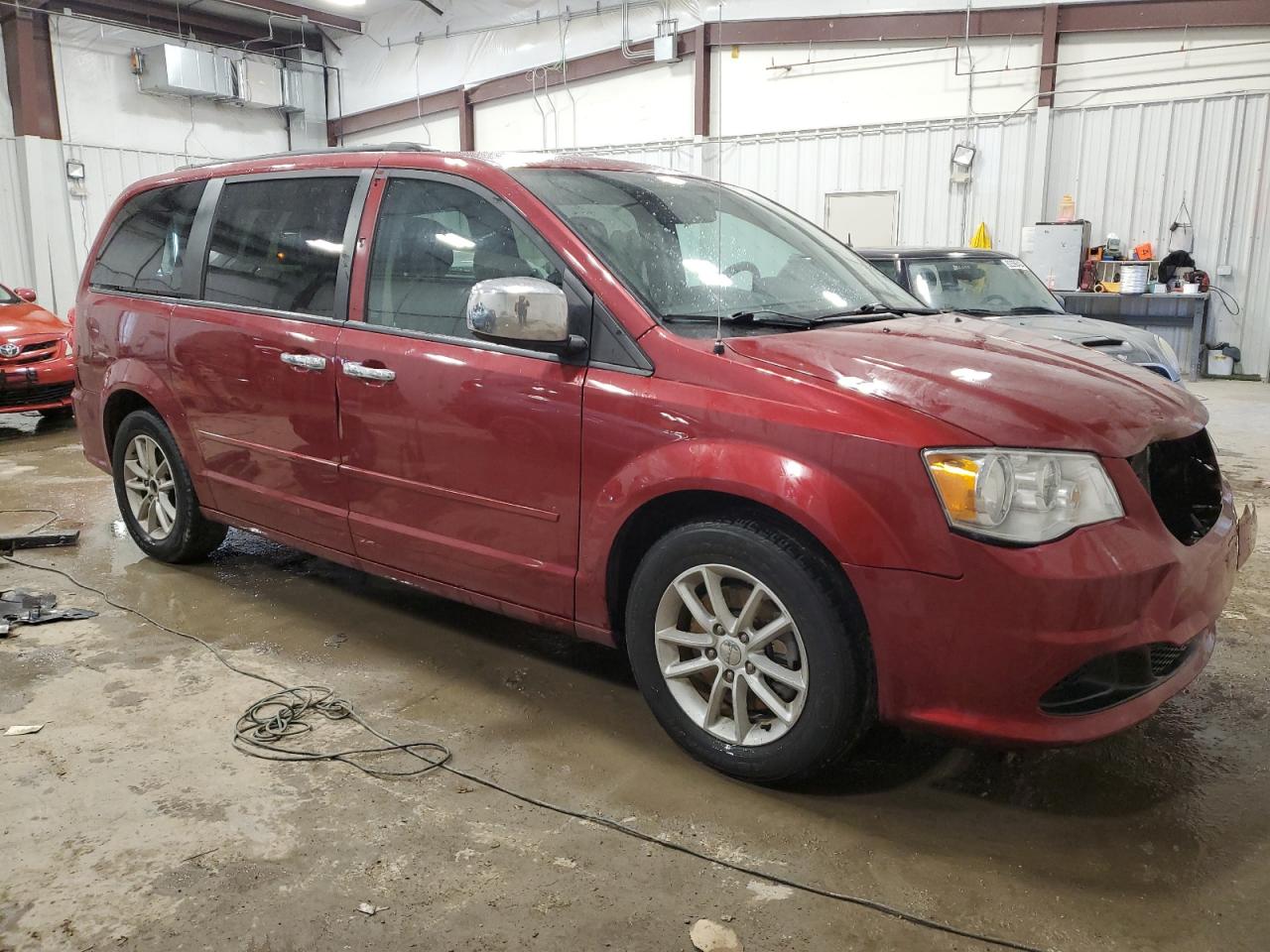 2015 Dodge Caravan VIN 2C4RDGCG2FR749667 Copart auction photo, front end damage thumbnail 4
