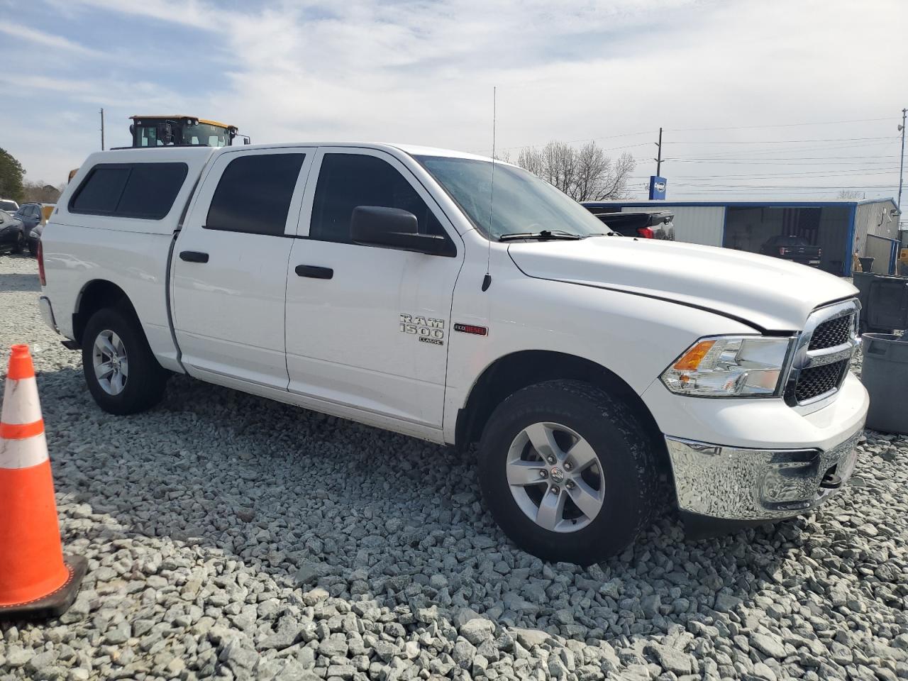 2019 RAM 1500 VIN 1C6RR7KM3KS682179 Copart auction photo, mechanical / minor dent/scratches damage thumbnail 4