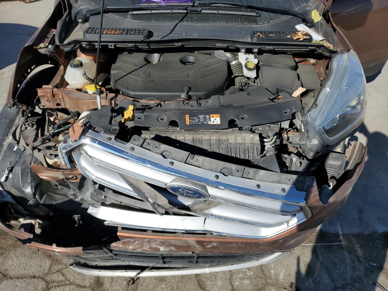 2017 Ford Escape VIN 1FMCU9G92HUC21674 Copart auction photo, front end / side damage thumbnail 14