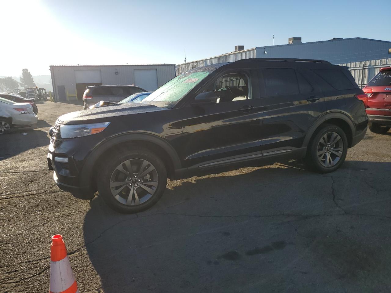 2021 Ford Explorer VIN 1FMSK8DH6MGB33274