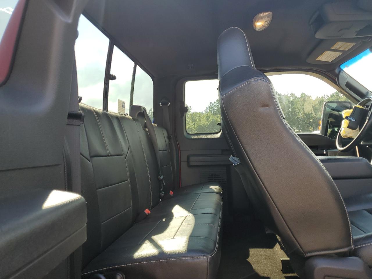 2008 Ford F250 VIN 1FTSX21R58EA74929 Copart auction photo, front end damage thumbnail 10