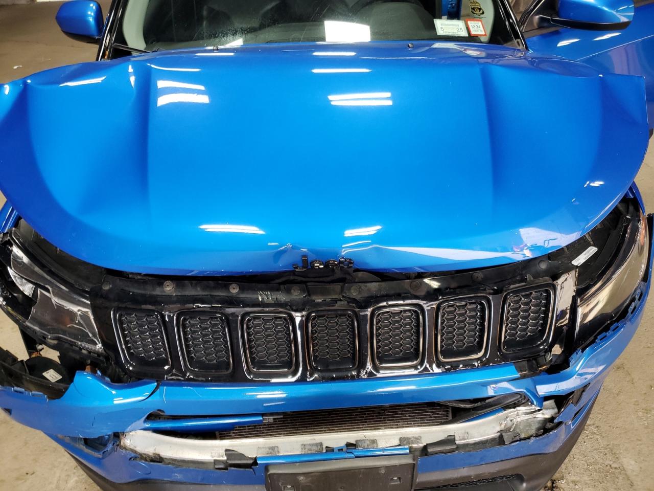 2018 Jeep Compass VIN 3C4NJDBB8JT399818 Copart auction photo, front end damage thumbnail 12