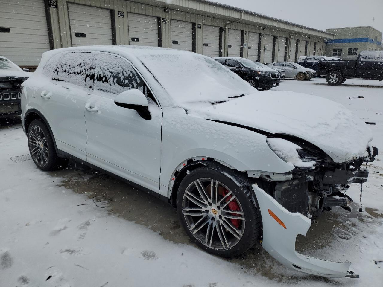 2015 Porsche Cayenne VIN WP1AC2A28FLA80645 Copart auction photo, front end damage thumbnail 4