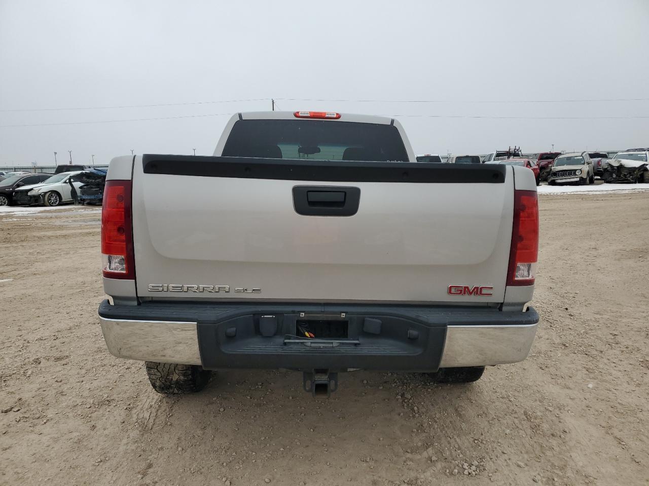 2007 GMC Sierra VIN 2GTEC19J371612917 Copart auction photo, front end damage thumbnail 6