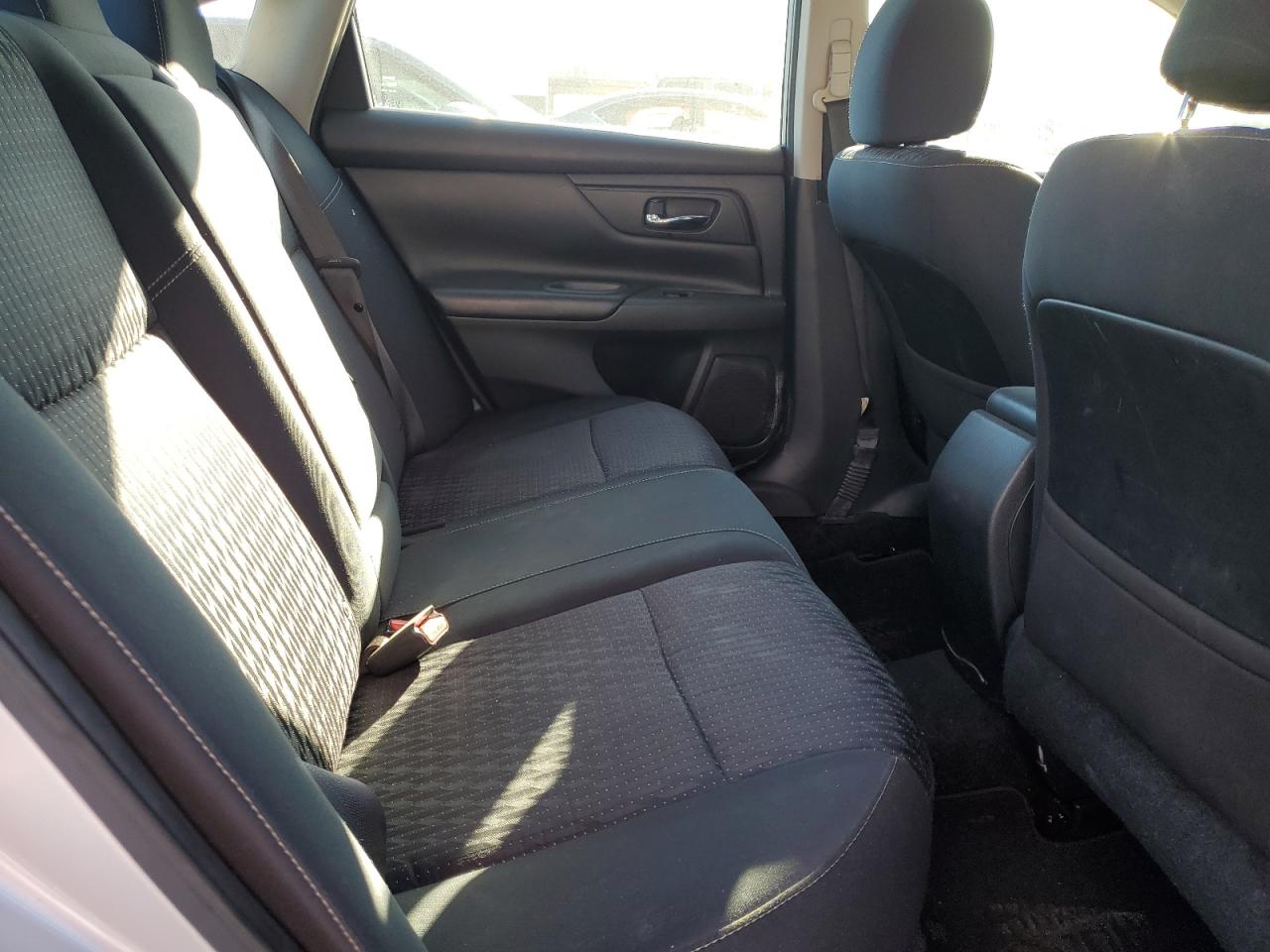 2016 Nissan Altima VIN 1N4AL3APXGC202335 Copart auction photo, rear end damage thumbnail 10