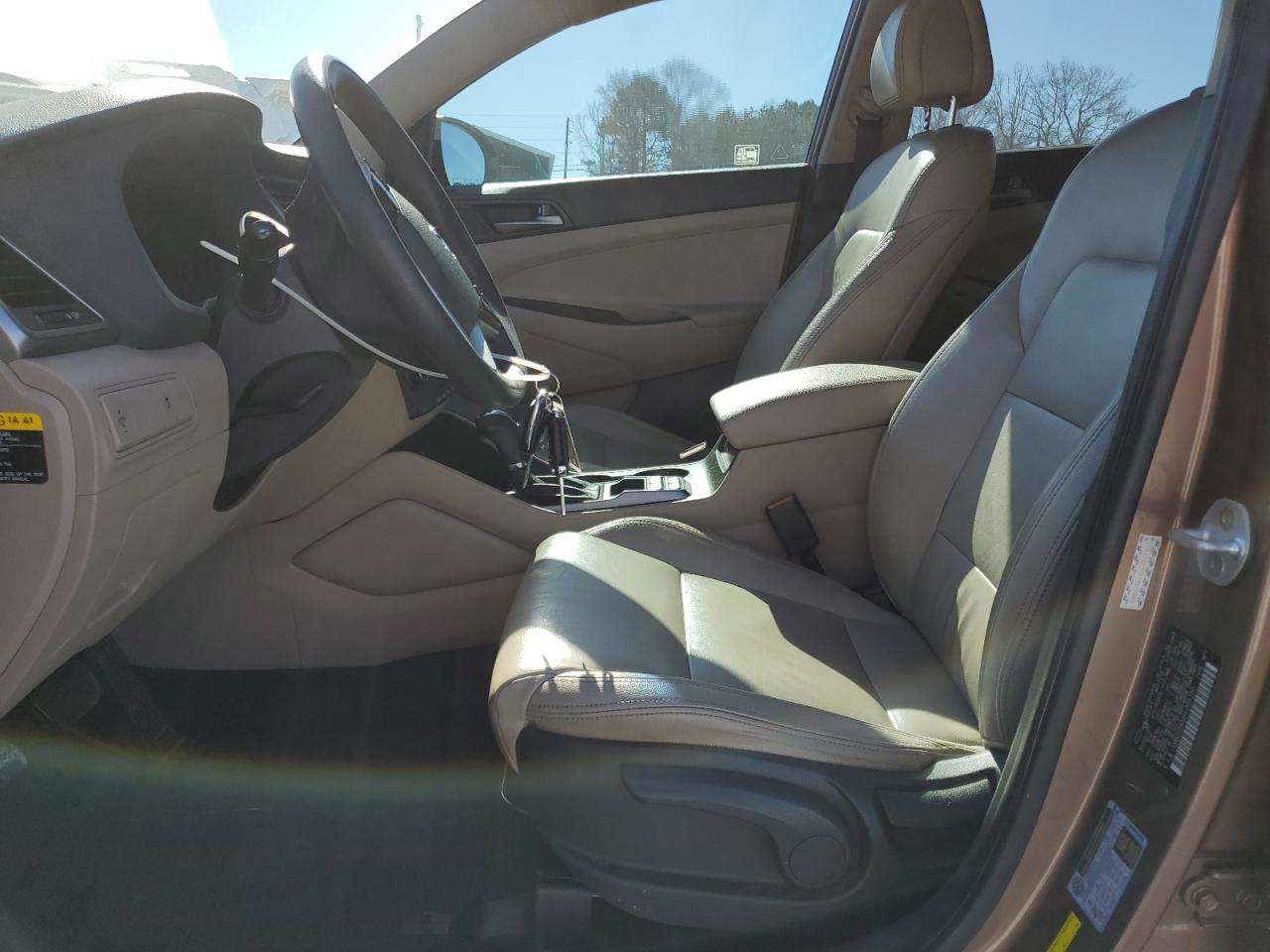2017 Hyundai Tucson VIN KM8J23A46HU305150 Copart auction photo, front end damage thumbnail 7