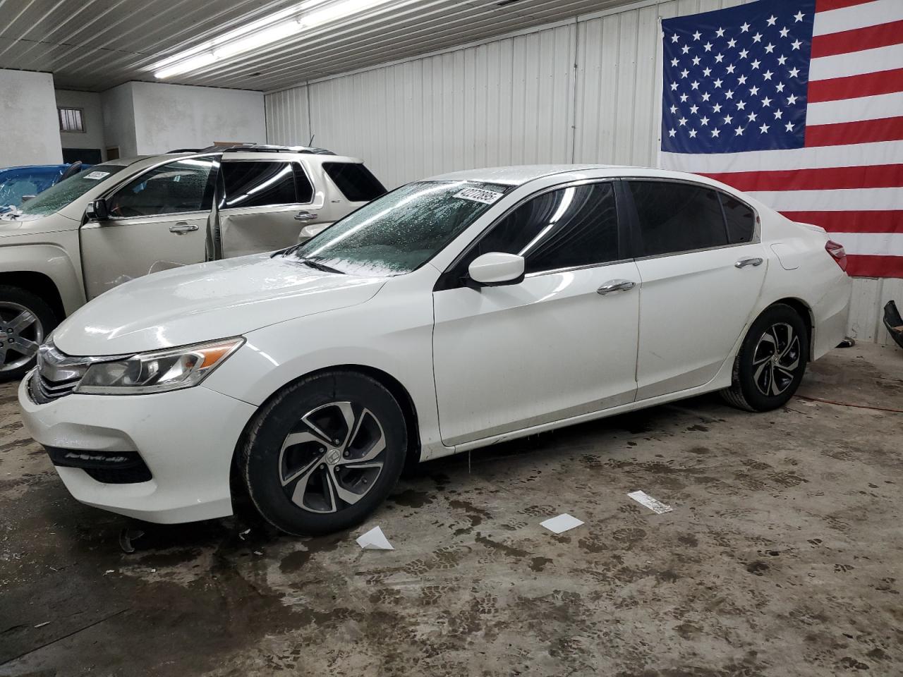 2017 Honda Accord VIN 1HGCR2F36HA238619