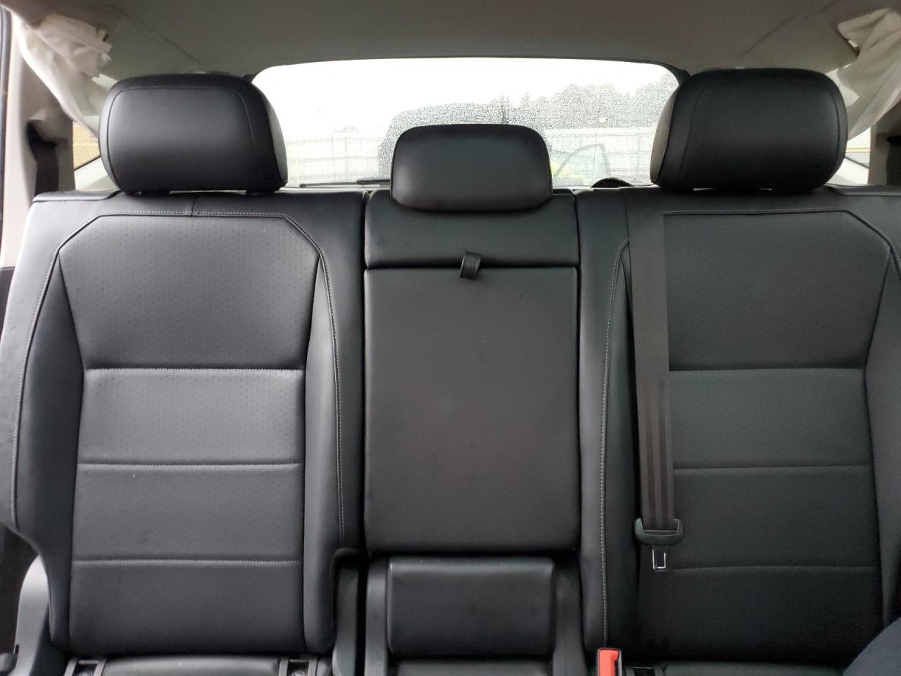 2018 Volkswagen Tiguan VIN 3VV3B7AX3JM051469 Copart auction photo, side / front end damage thumbnail 10
