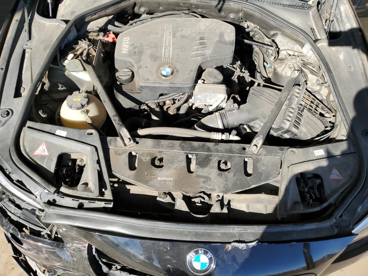 2015 BMW 5er VIN WBA5A5C53FD518898 Copart auction photo, front end damage thumbnail 12