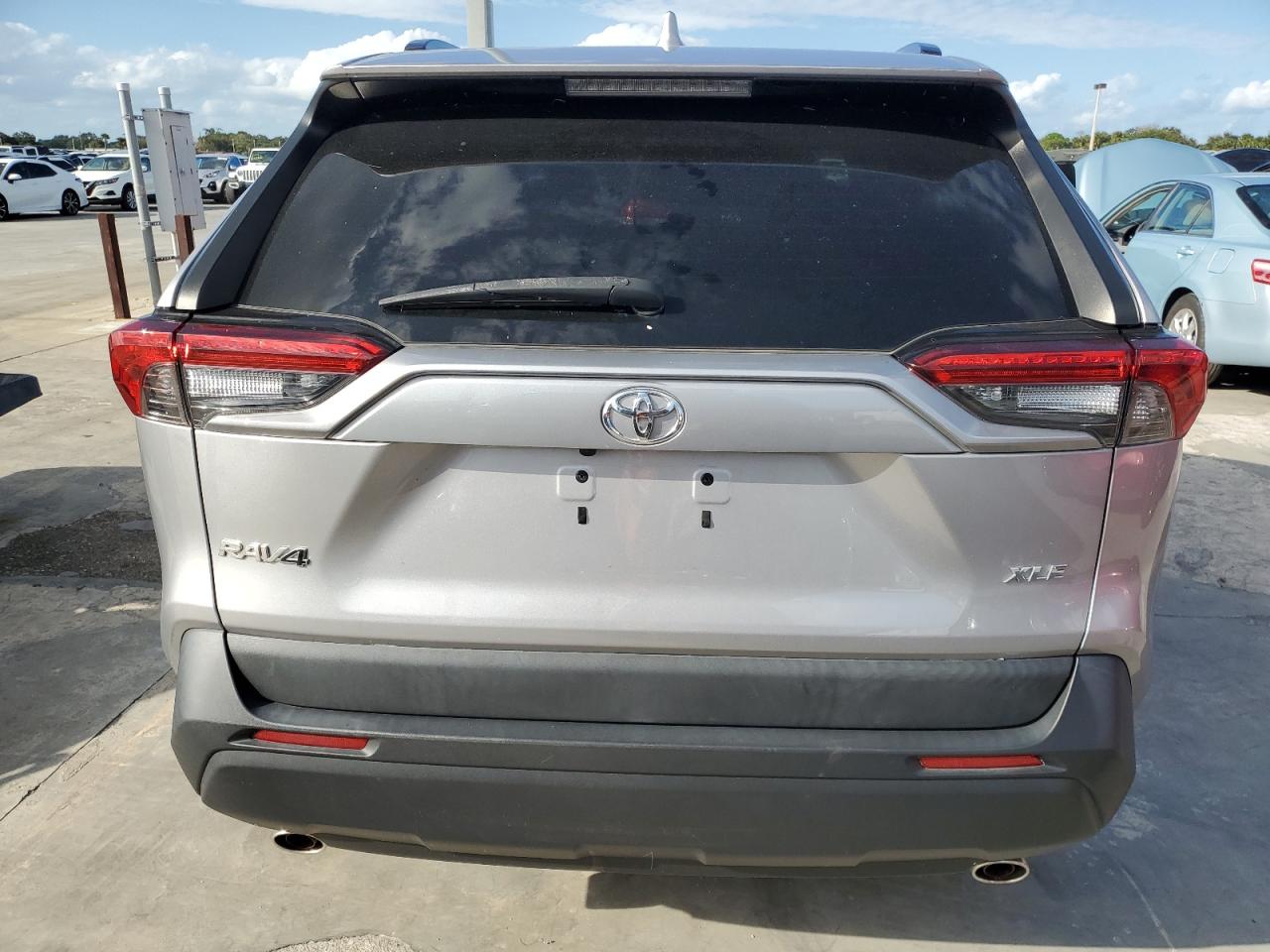 2020 Toyota RAV 4 VIN 2T3W1RFV1LC048896 Copart auction photo, water/flood damage thumbnail 6
