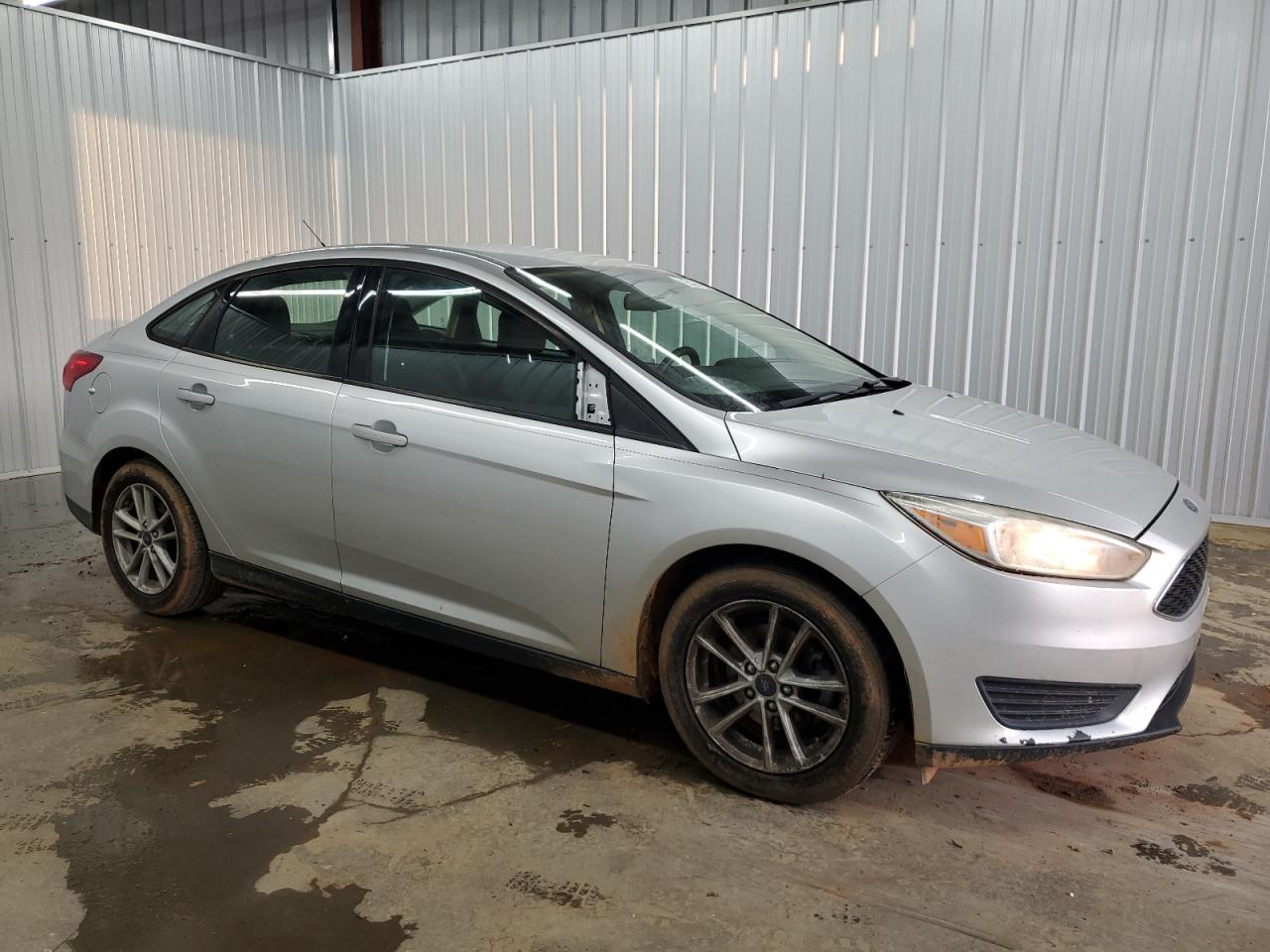 2017 Ford Focus VIN 1FADP3FE9HL241542 Copart auction photo, mechanical / minor dent/scratches damage thumbnail 4