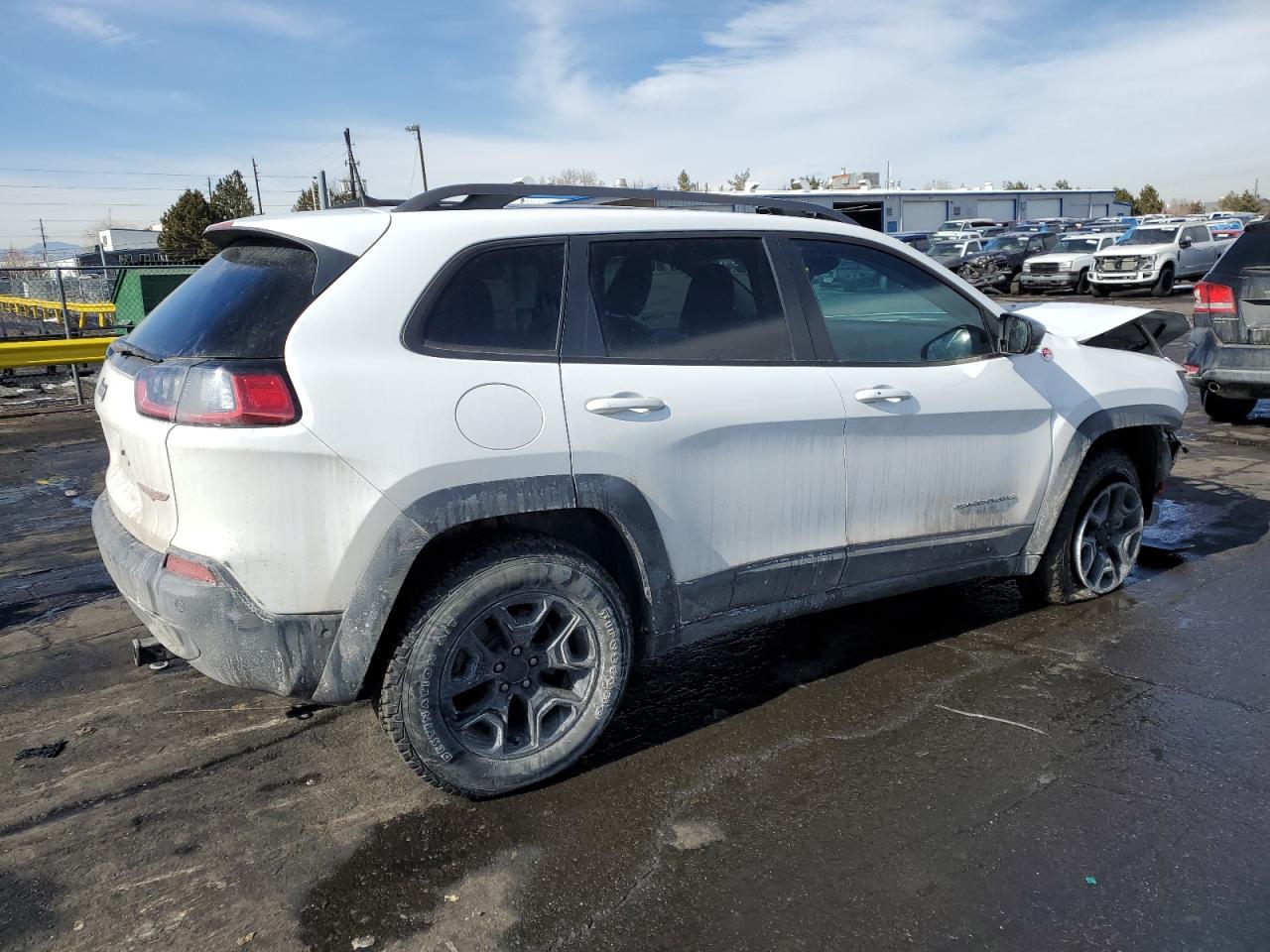 2021 Jeep Cherokee VIN 1C4PJMBX6MD100972 Copart auction photo, front end damage thumbnail 3