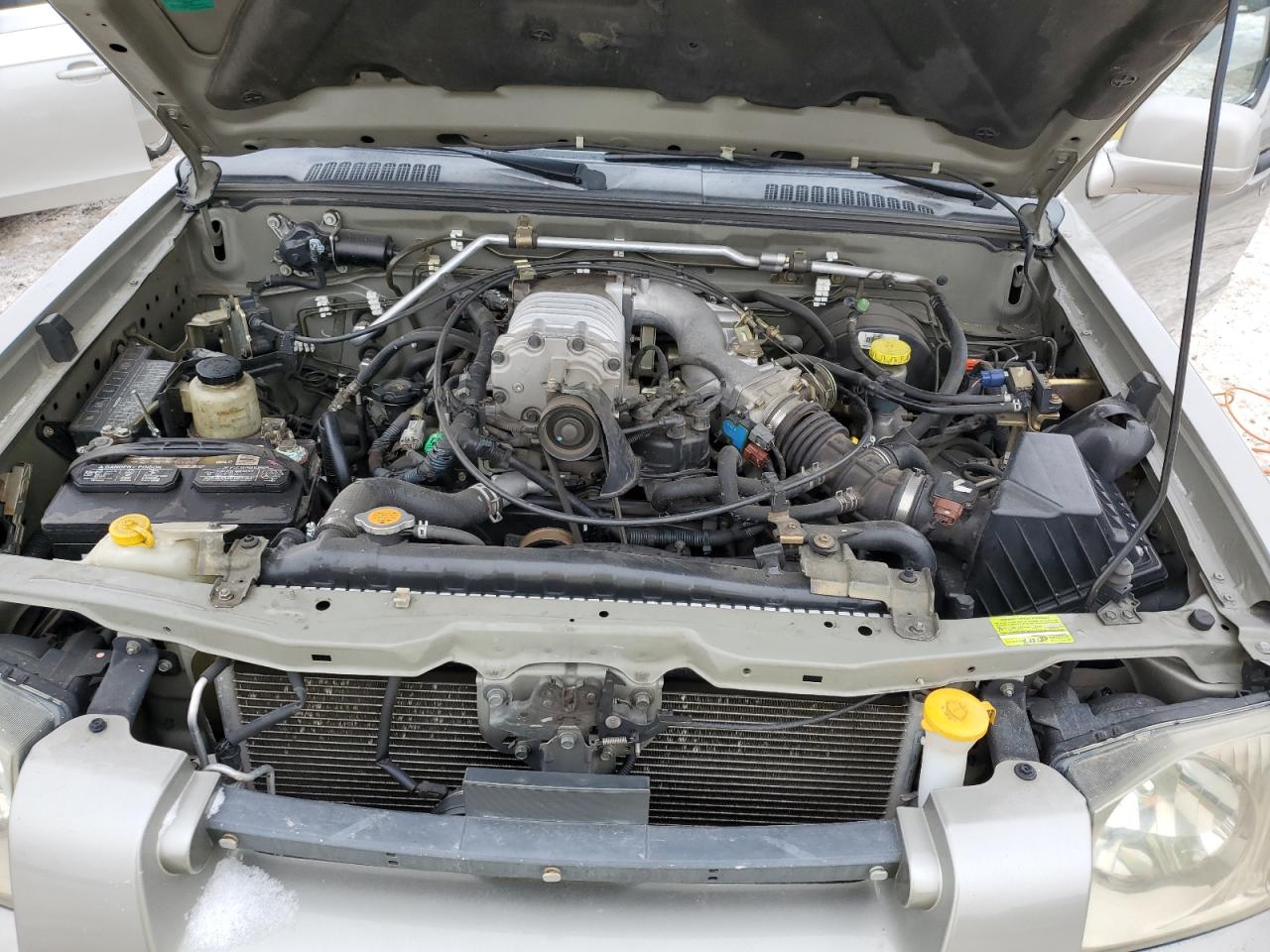 2002 Nissan Navara (Frontier) VIN 1N6MD29Y02C330682 Copart auction photo, front end / side damage thumbnail 11