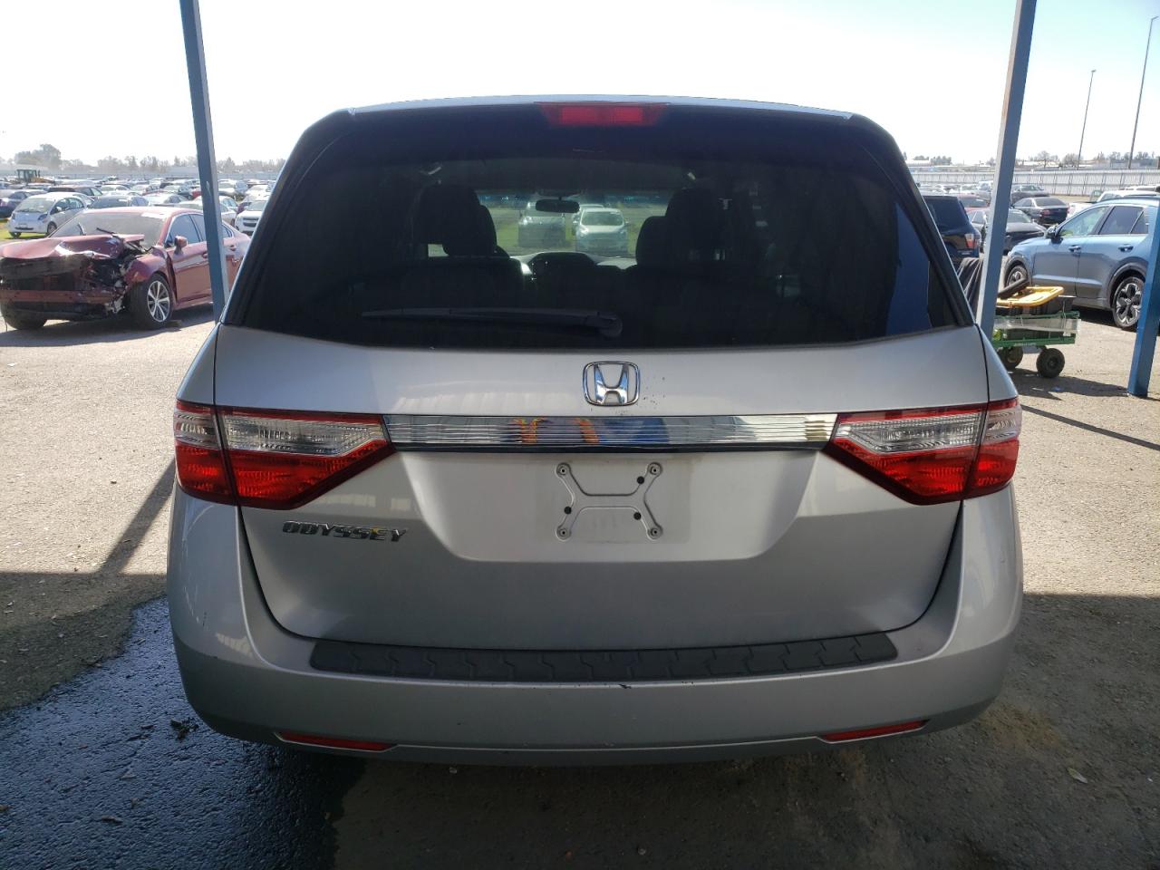2011 Honda Odyssey VIN 5FNRL5H40BB035189 Copart auction photo, front end / undercarriage damage thumbnail 6