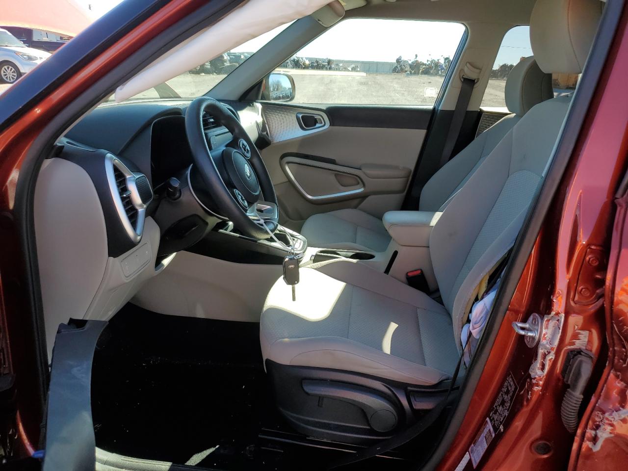 2020 KIA Soul VIN KNDJ23AU8L7107827 Copart auction photo, side / undercarriage damage thumbnail 7