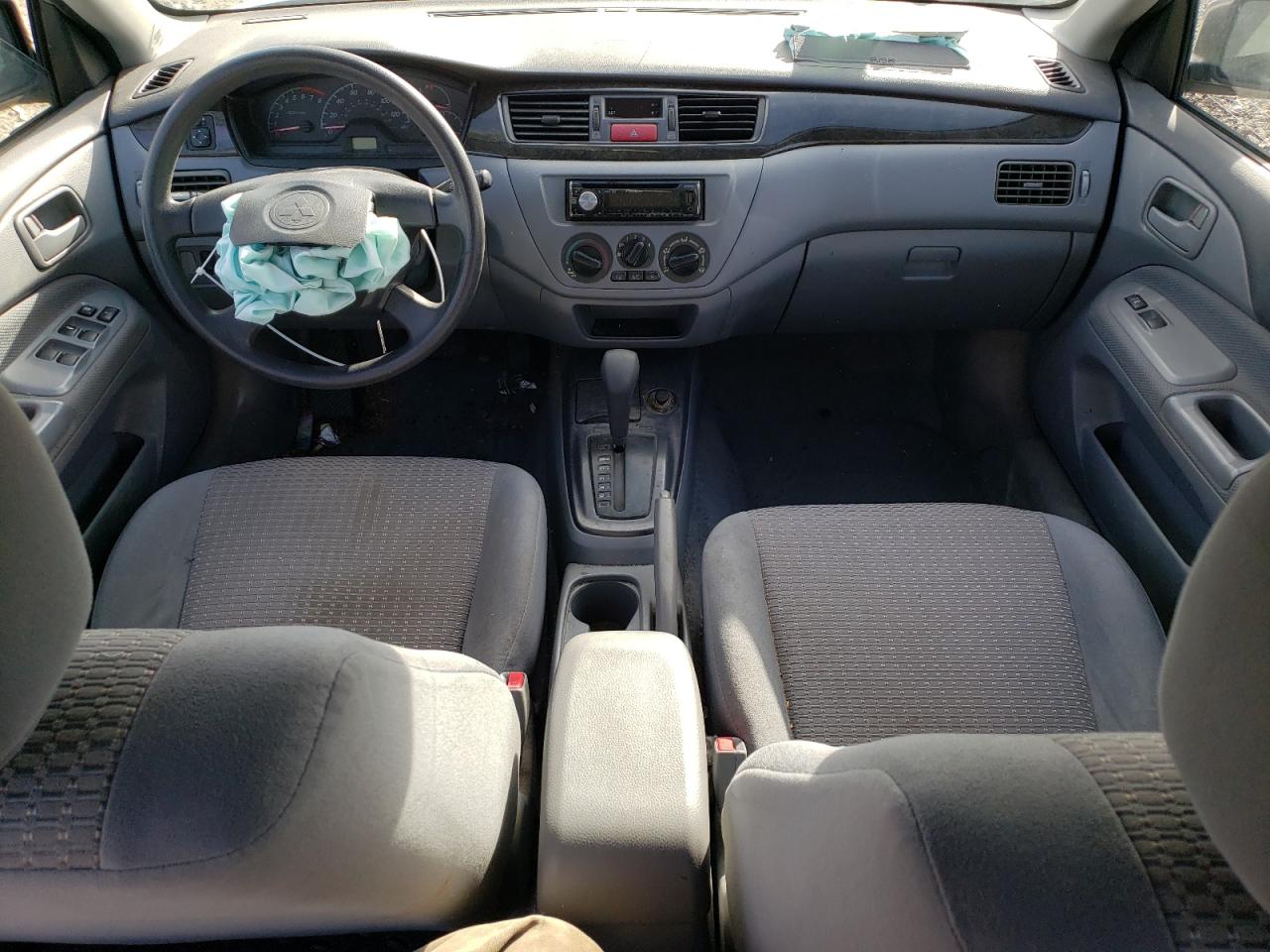 2002 Mitsubishi Lancer VIN JA3AJ26E92U066573 Copart auction photo, front end / minor dent/scratches damage thumbnail 8
