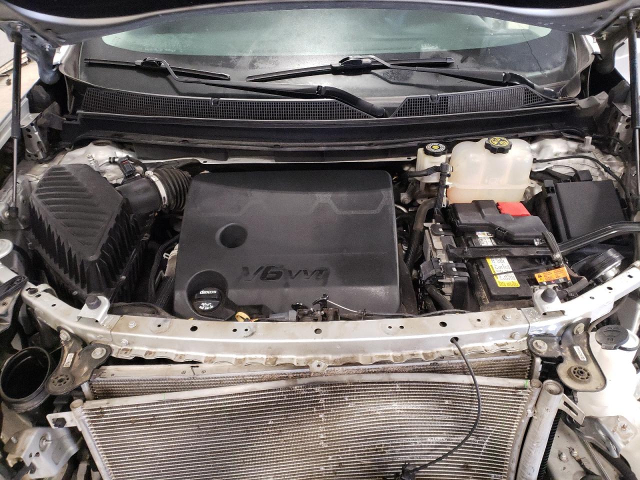 2019 Chevrolet Traverse VIN 1GNEVGKW3KJ281815 Copart auction photo, front end / side damage thumbnail 12