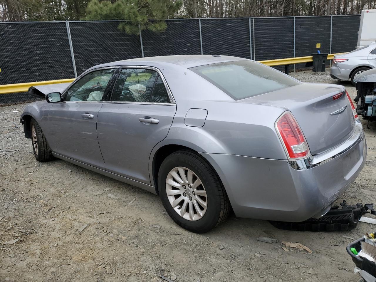 2014 Chrysler 300 VIN 2C3CCAAG5EH347076 Copart auction photo, front end / mechanical damage thumbnail 2
