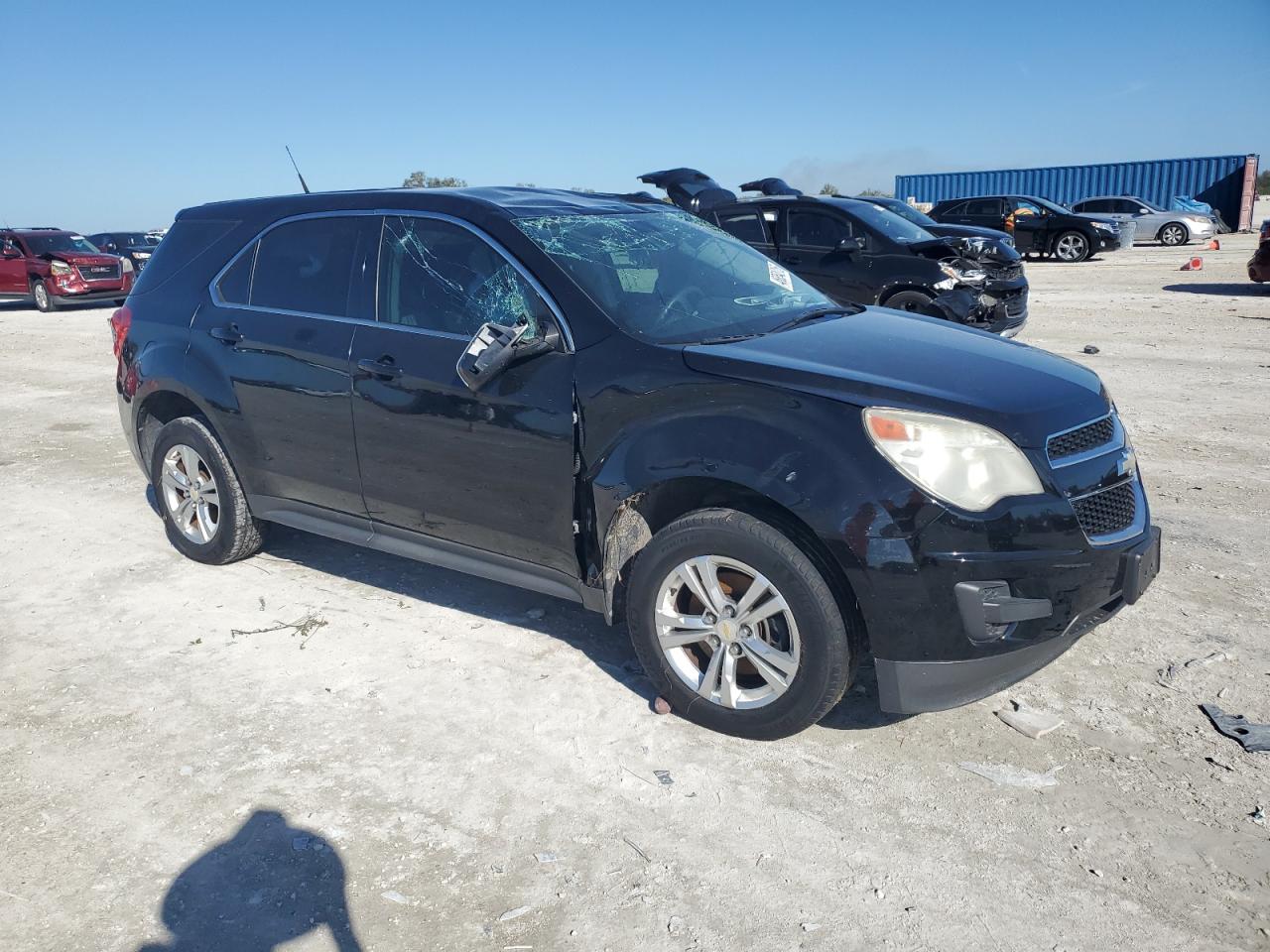 2011 Chevrolet Equinox VIN 2CNFLCEC0B6213607 Copart auction photo, front end damage thumbnail 4