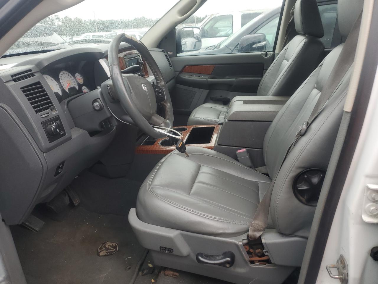 2007 Dodge RAM VIN 1D7HA18217S256910 Copart auction photo, minor dent/scratches damage thumbnail 7