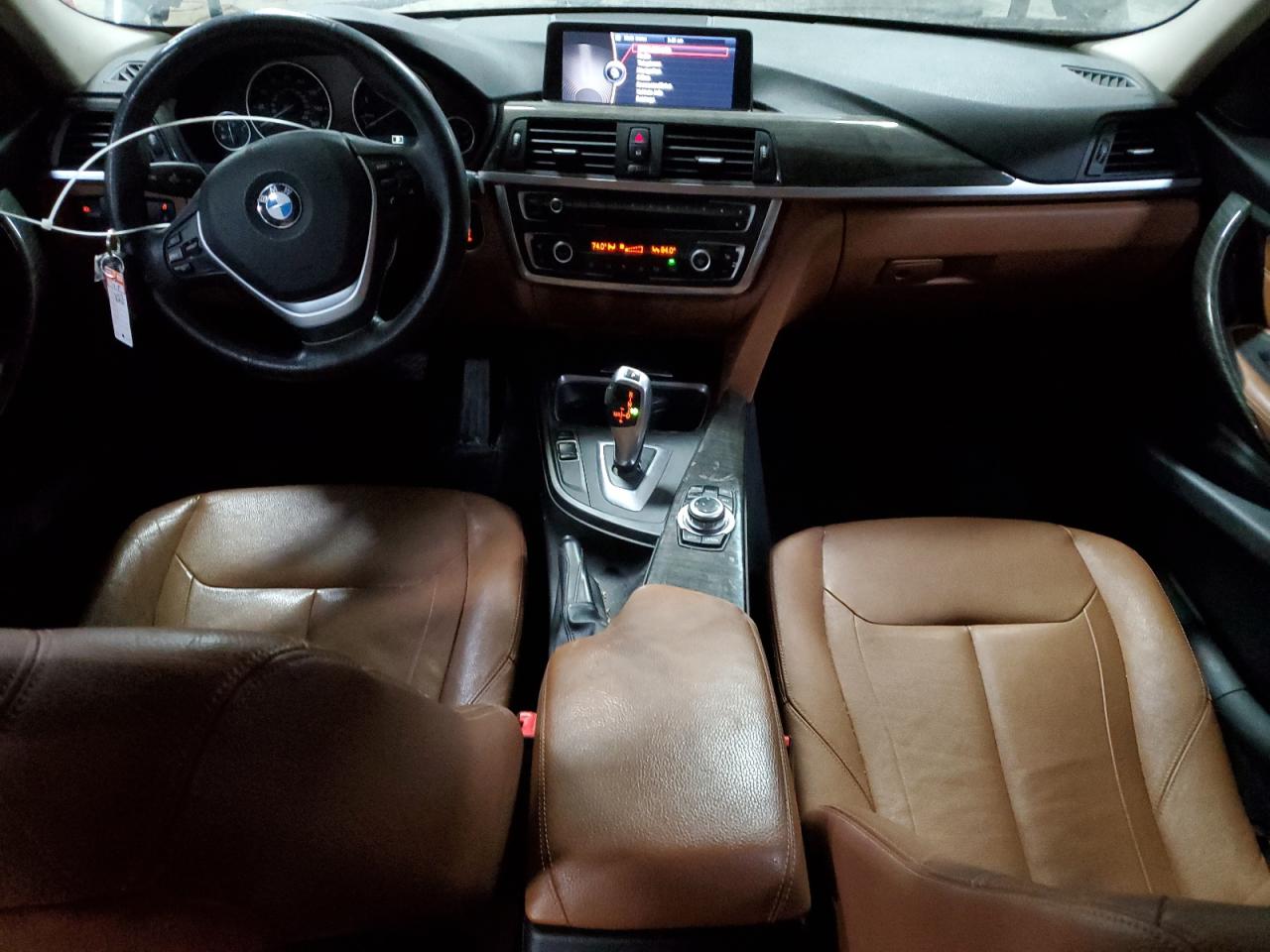2013 BMW 3er VIN WBA3B3C57DF541661 Copart auction photo, front end / minor dent/scratches damage thumbnail 8
