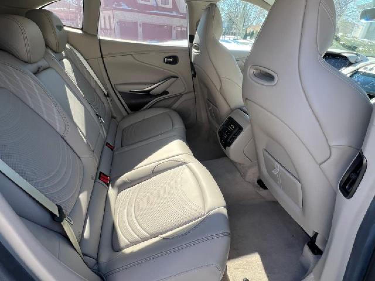 2023 Aston Martin Dbx VIN SD7VUJAW0PTV08884 Copart auction photo, normal wear damage thumbnail 6