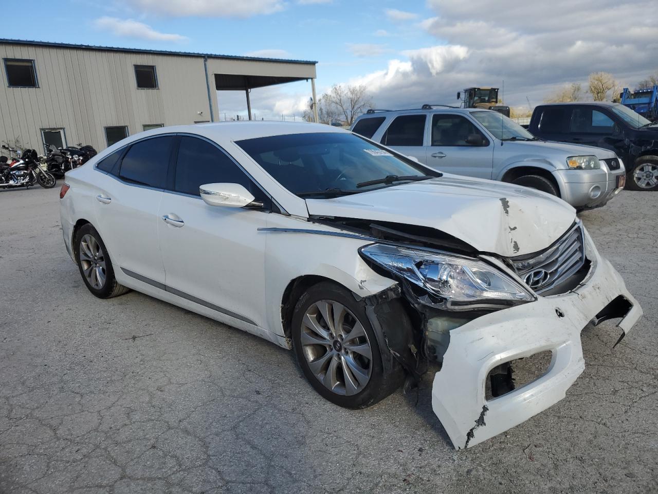 2013 Hyundai Azera VIN KMHFG4JG2DA218865 Copart auction photo, front end damage thumbnail 4