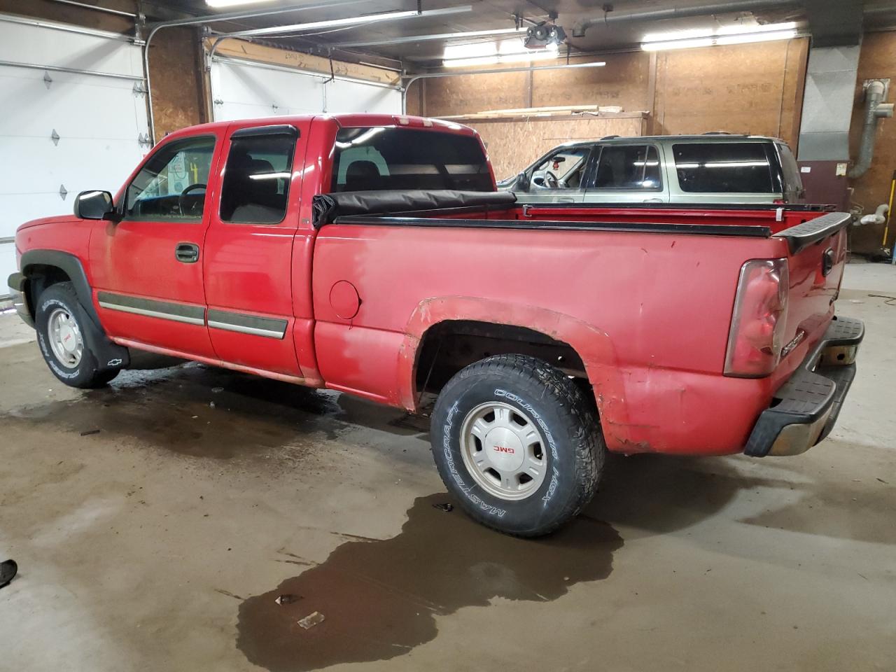 2003 Chevrolet Silverado VIN 1GCEK19VX3E367953 Copart auction photo, mechanical damage thumbnail 2