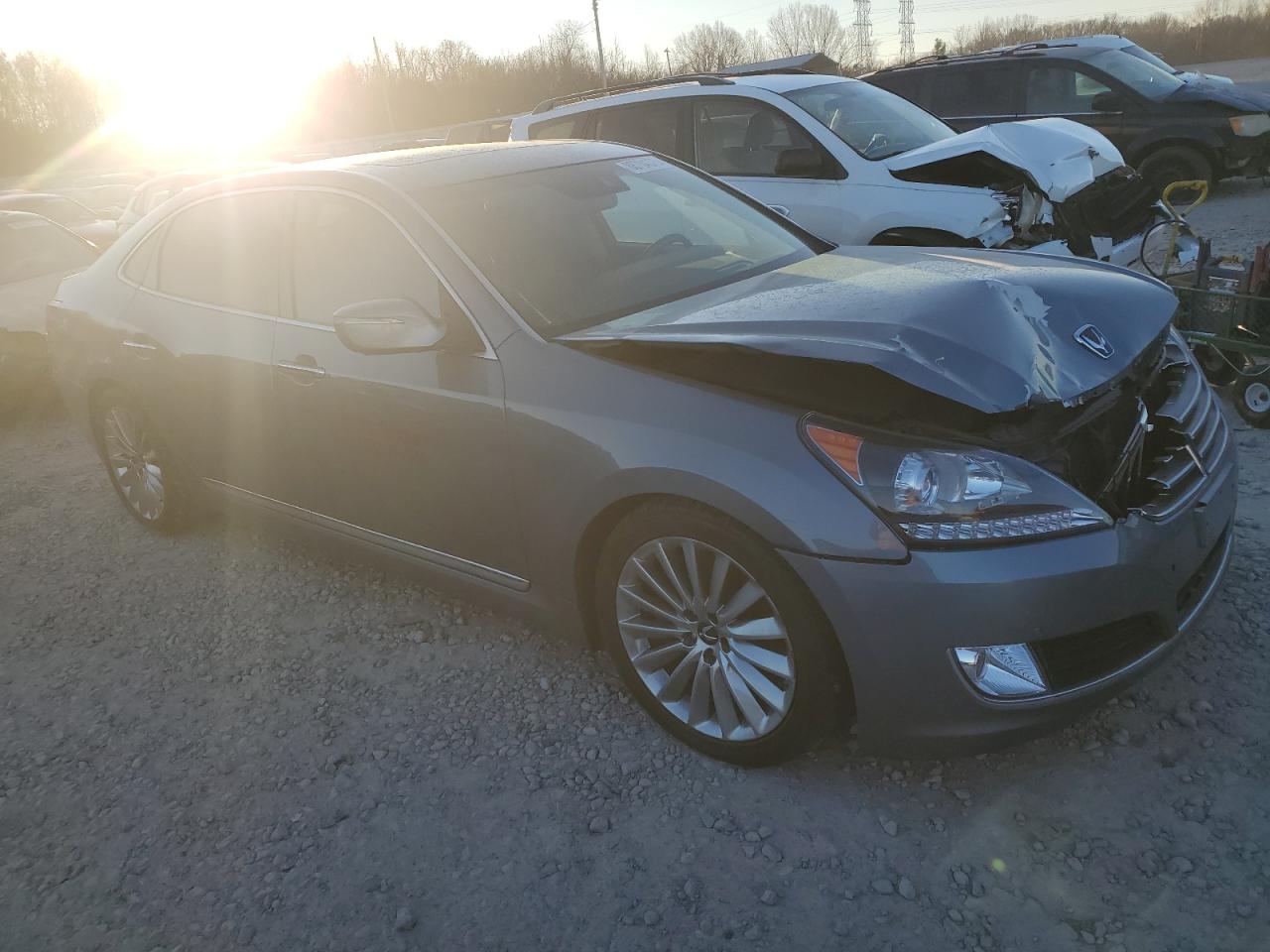 2015 Hyundai Equus VIN KMHGH4JH3FU092432 Copart auction photo, front end / minor dent/scratches damage thumbnail 4