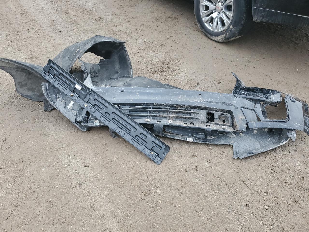 2022 GMC Yukon VIN 1GKS2JKL9NR173720 Copart auction photo, front end / side damage thumbnail 15