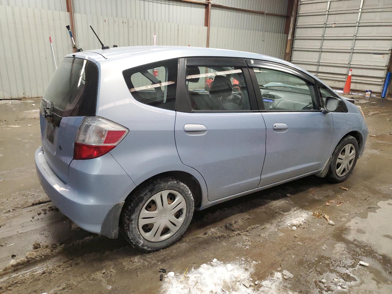 2010 Honda Fit VIN JHMGE8H2XAC037270 Copart auction photo, front end damage thumbnail 3