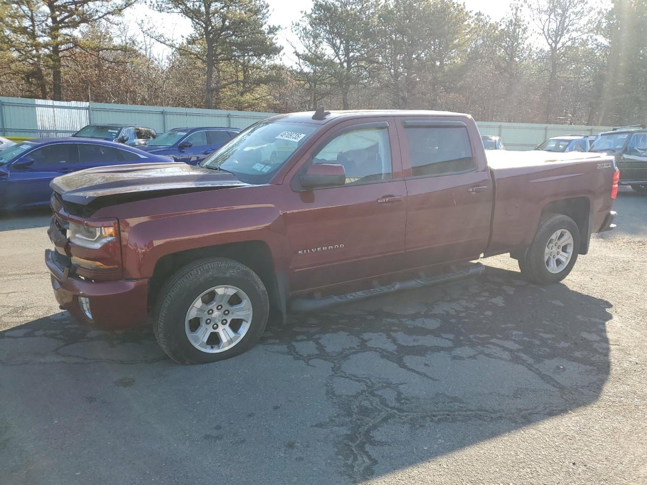 2017 Chevrolet Silverado VIN 3GCUKREC1HG243150