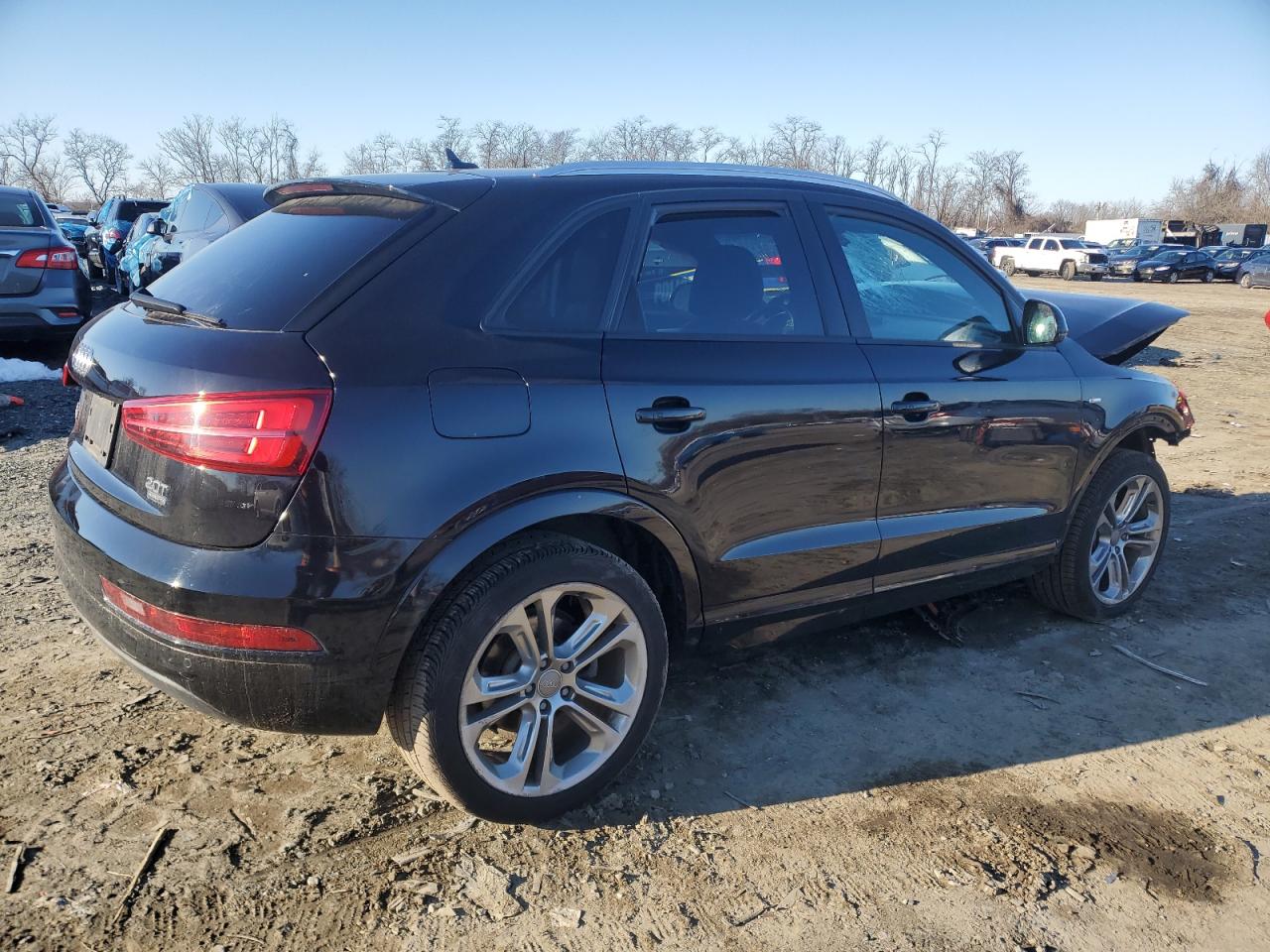 2018 Audi Q3 VIN WA1ECCFS2JR018868 Copart auction photo, front end / rear end damage thumbnail 3