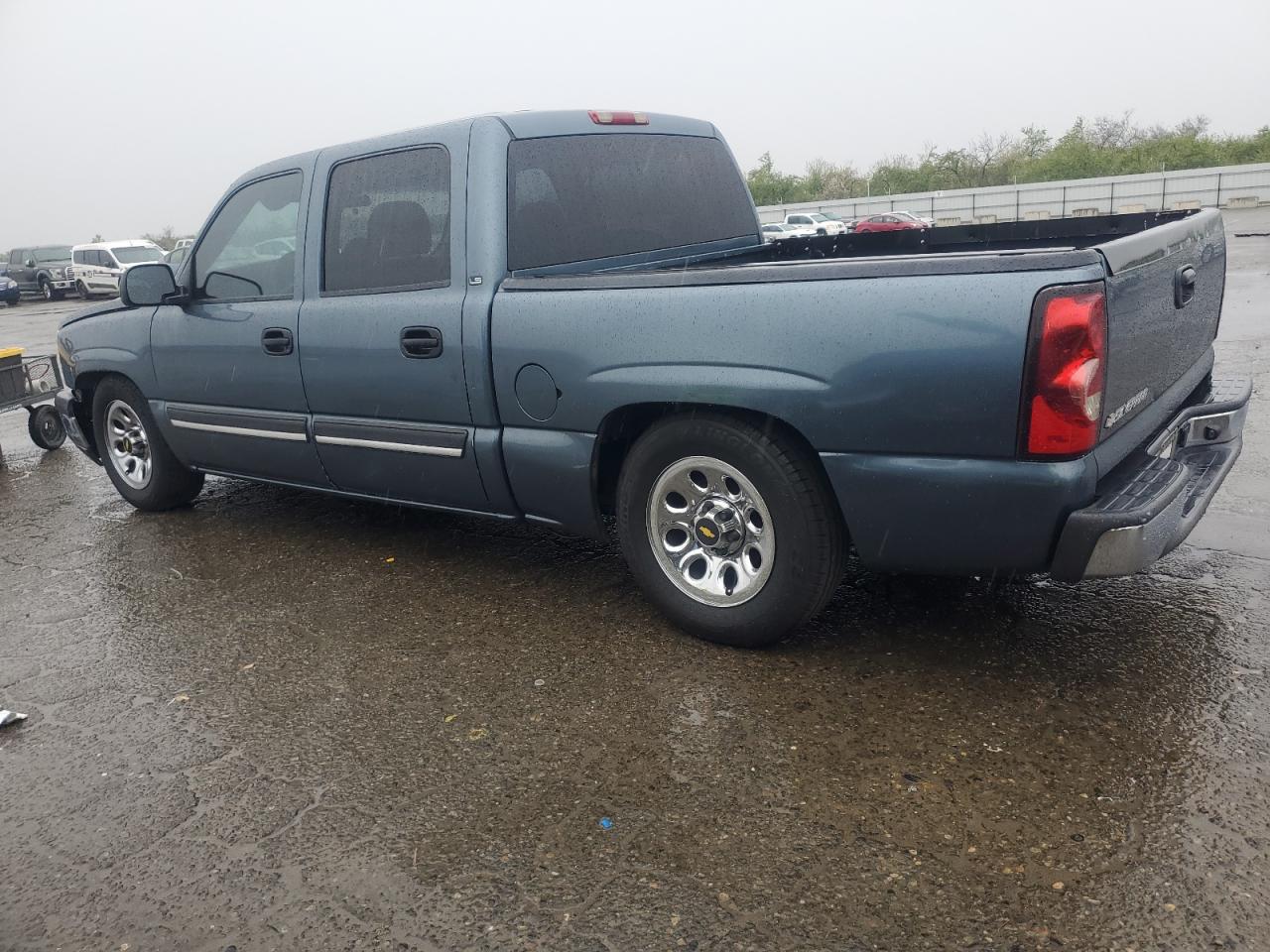 2006 Chevrolet Silverado VIN 2GCEC13V961228246 Copart auction photo, front end damage thumbnail 2