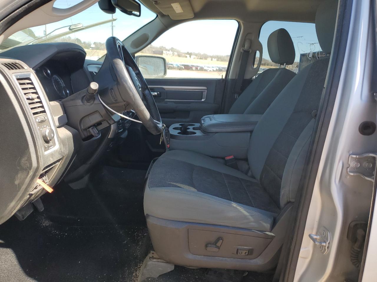 2015 RAM 1500 VIN 1C6RR7LT2FS773102 Copart auction photo, front end / side damage thumbnail 7