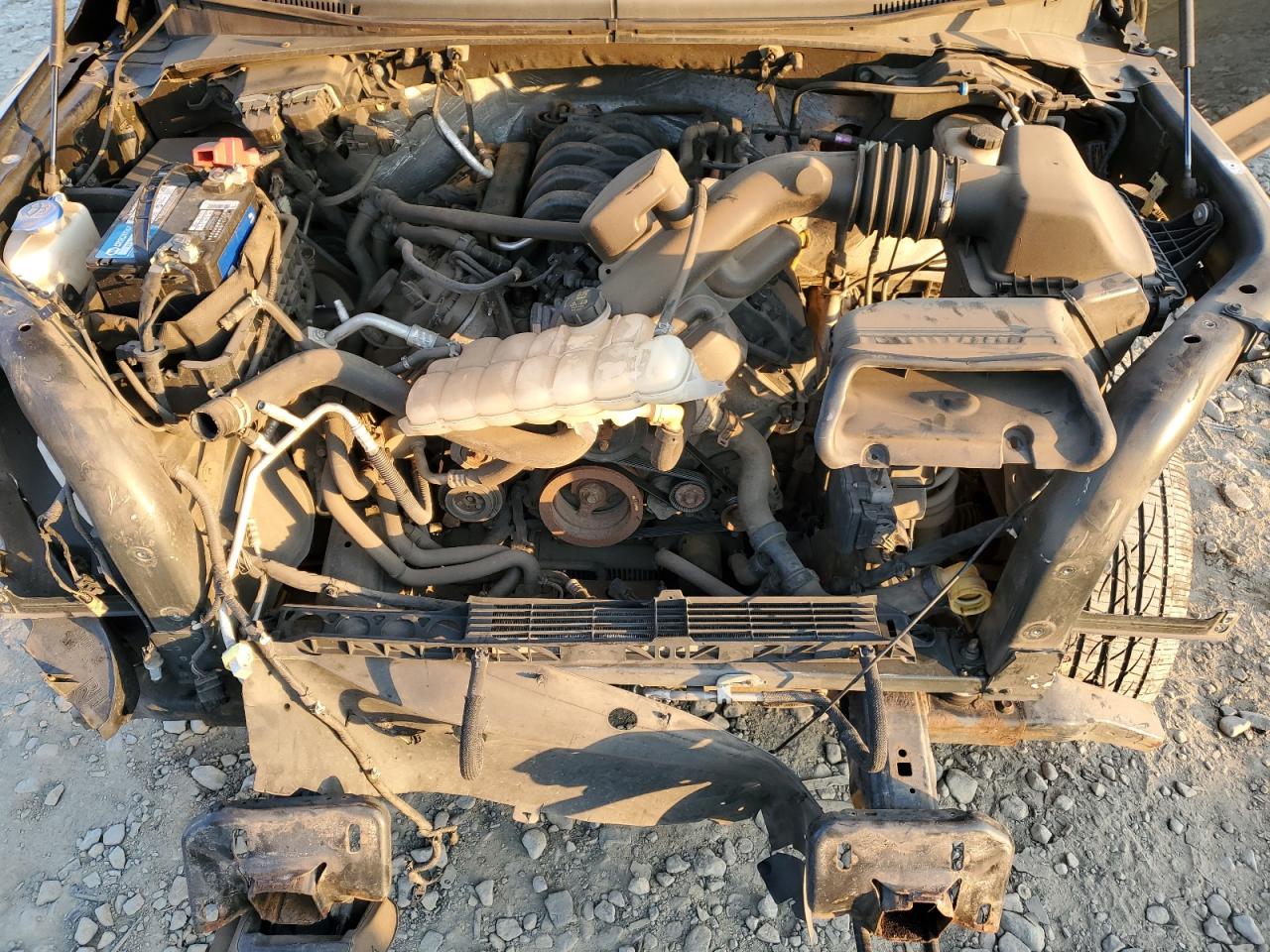 2016 Ford F-150 VIN 1FTEW1EF1GFC24912 Copart auction photo, front end / minor dent/scratches damage thumbnail 11